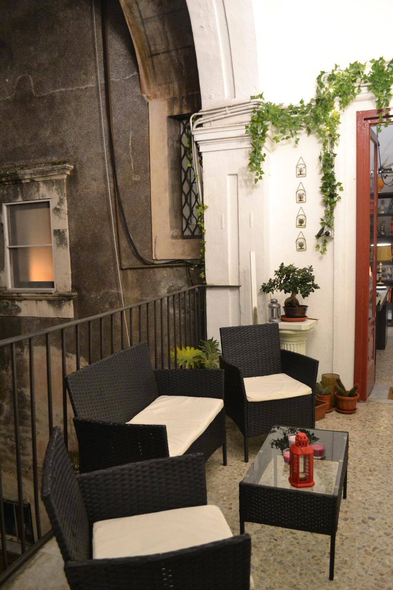 Il Teatro Rooms CTA Exterior foto